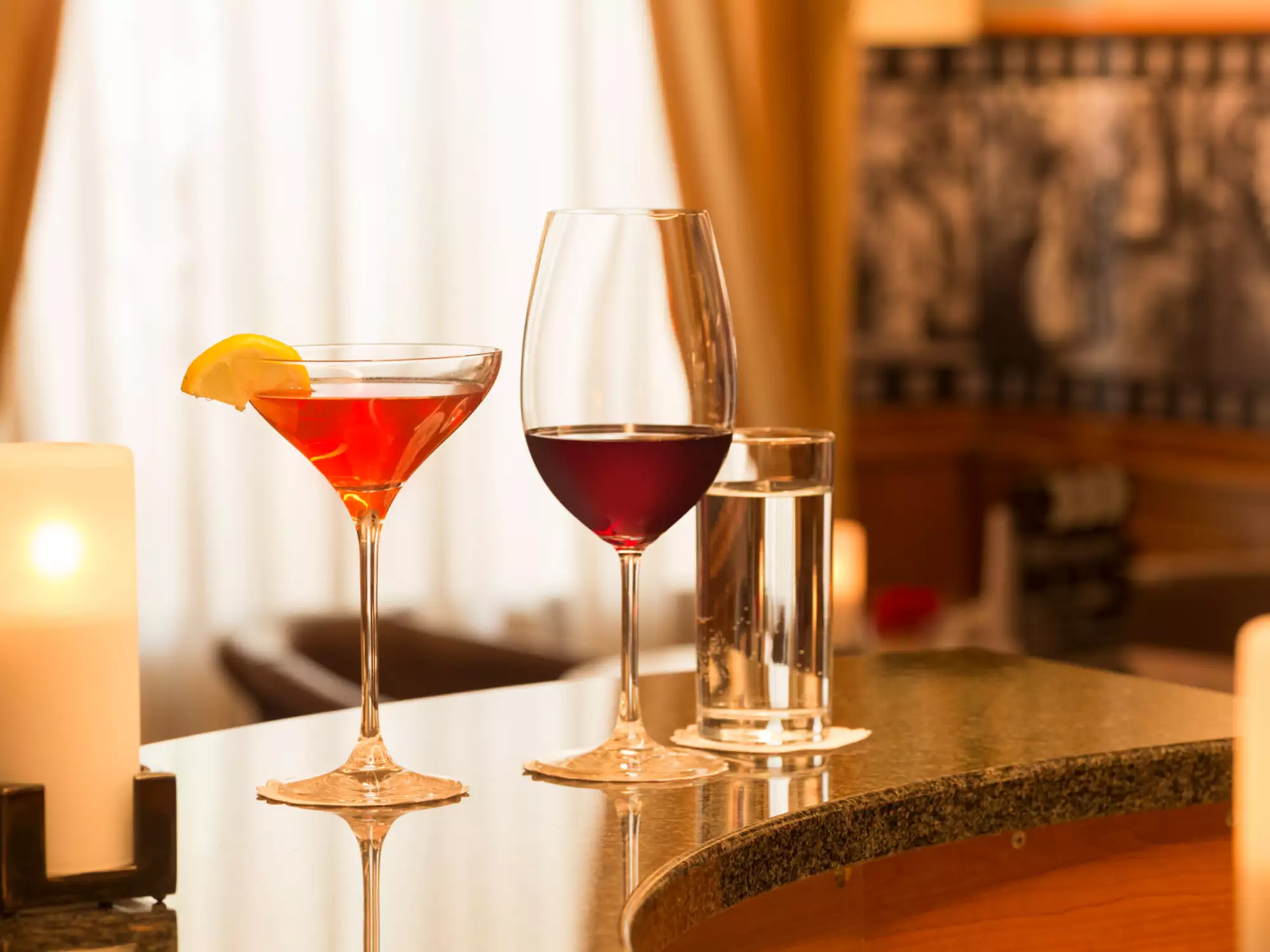 Verschiedene Getränke in der Hotelbar Max Steiner