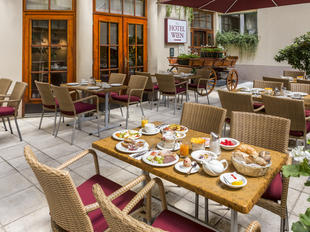 Frühstück auf der Terrasse im Austria Classic Hotel Wien